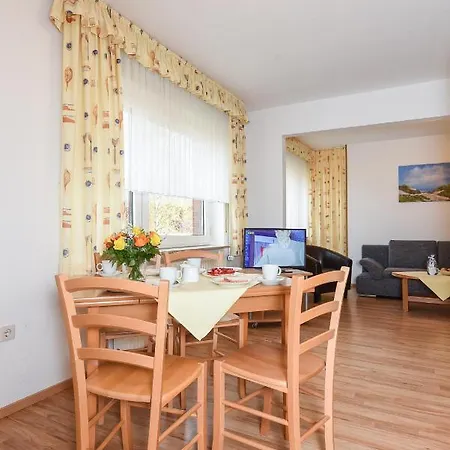 Apartmenthaus Sturmeck * Esens